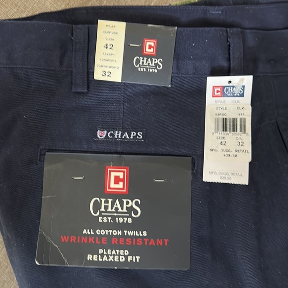 CHAPS all cotton twill pleated relaxed fit wrinkle resistant pants - Picture 2 of 4